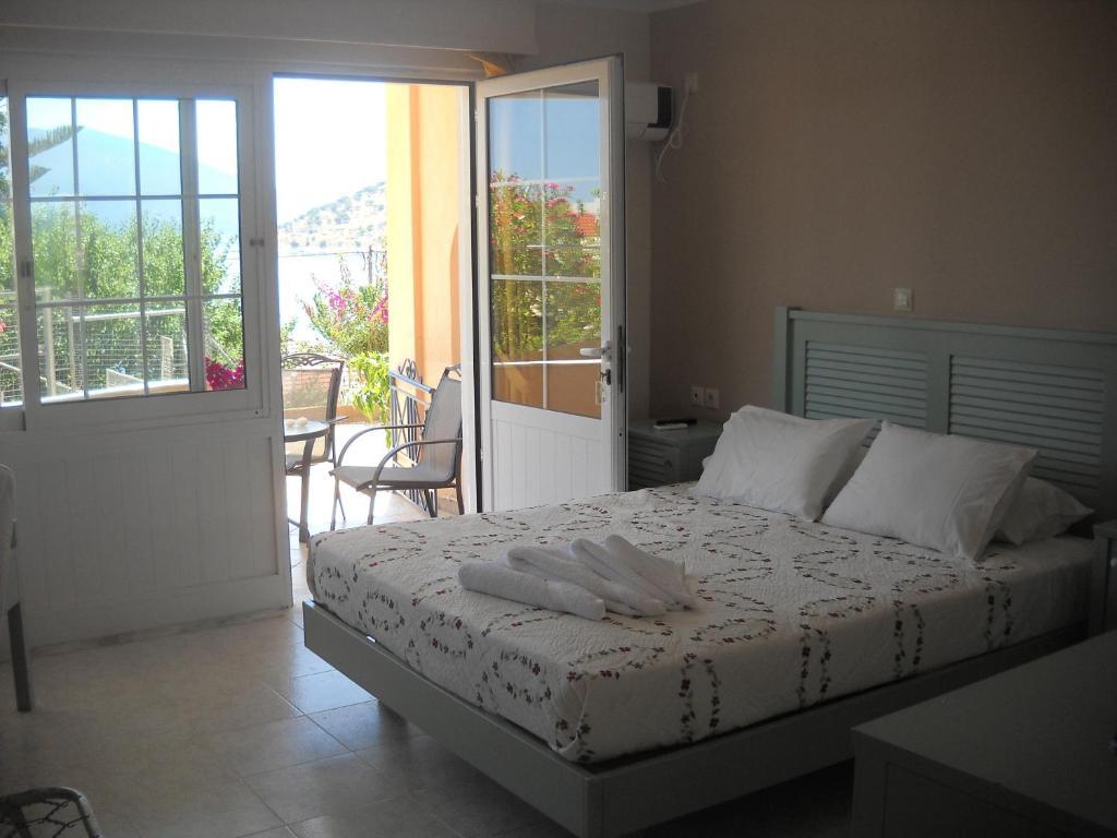 Olive Bay Hotel Agia Efimia Camera foto