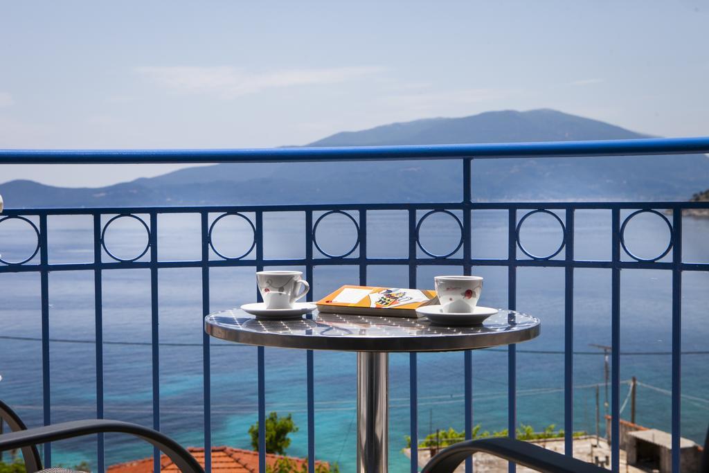 Olive Bay Hotel Agia Efimia Esterno foto