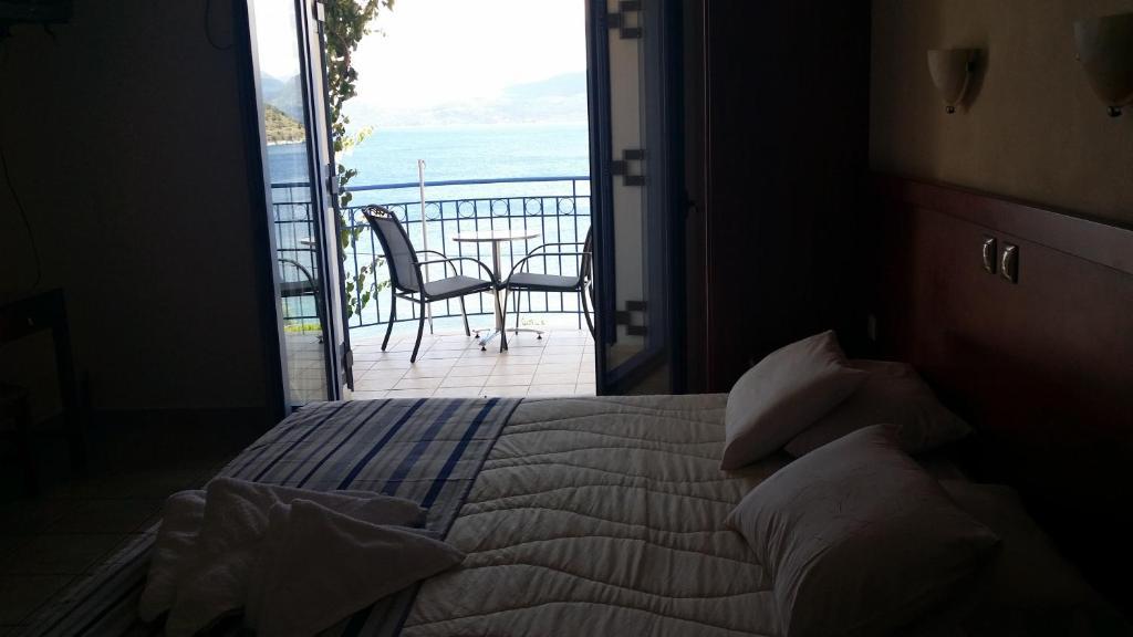 Olive Bay Hotel Agia Efimia Camera foto